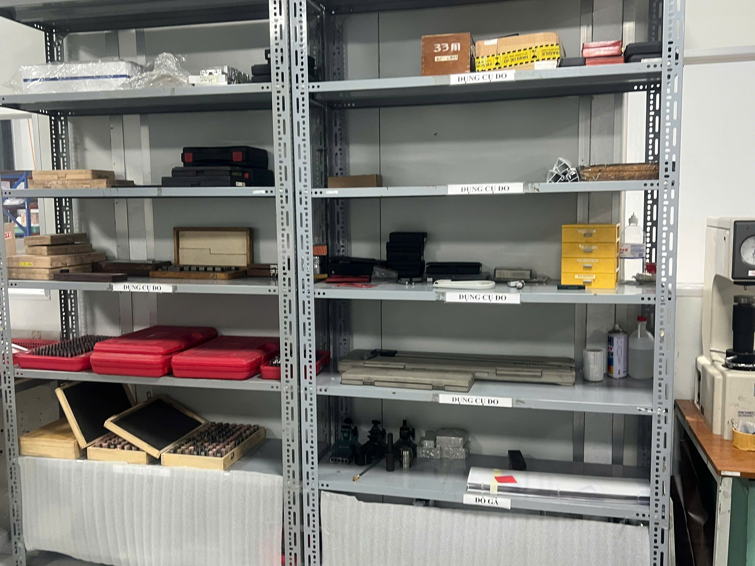 Measuring instrument room.jpg
